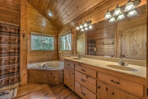 Bathroom - Little Bear Lodge by Escape to Blue Ridge (Blue Ridge)