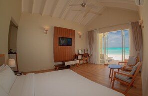 Superior Beach Bungalow | Minibar, in-room safe, desk, laptop workspace - Hondaafushi Island Resort (Hondaafushi)
