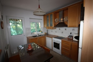Oven