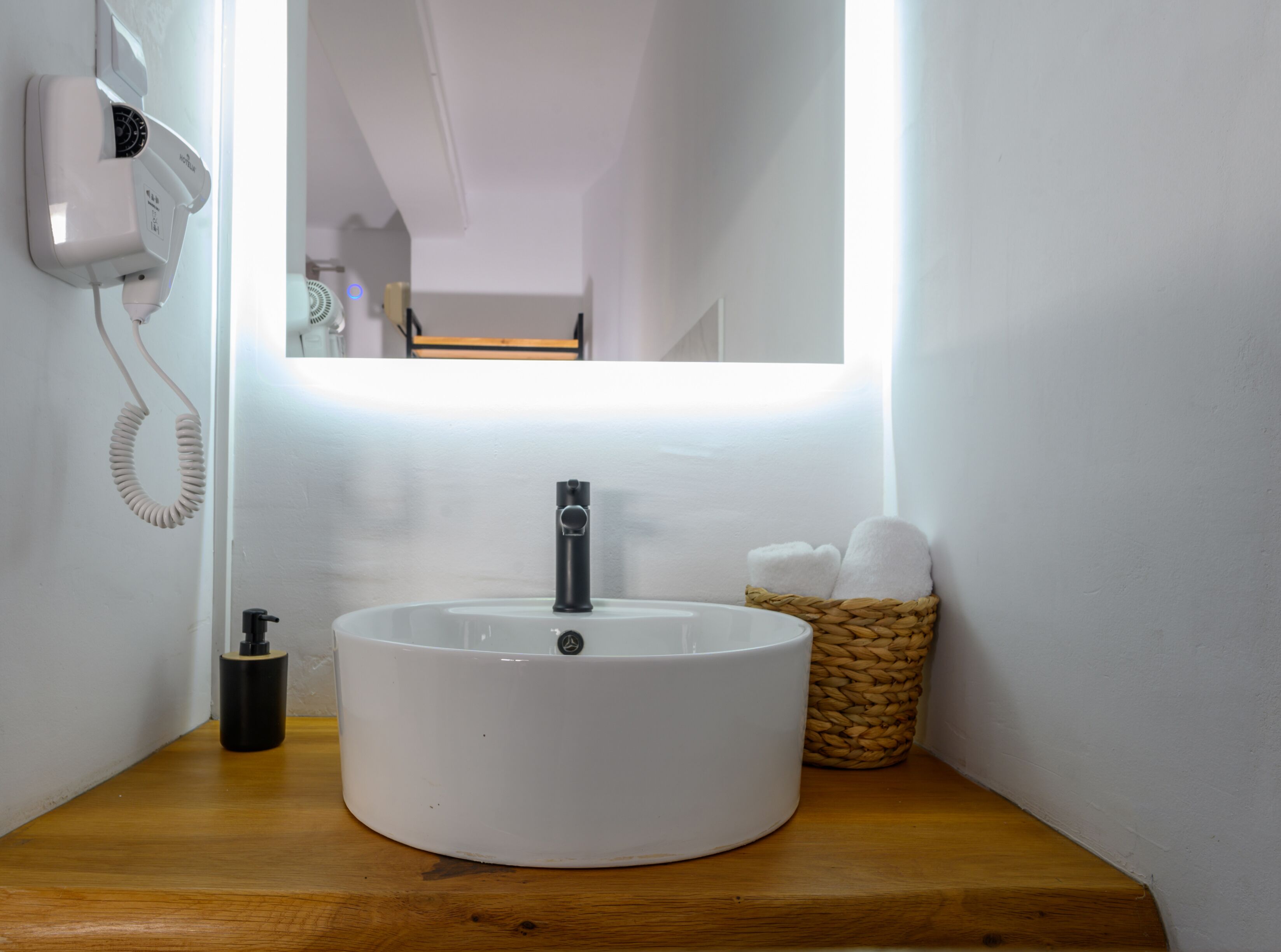 Hilltop Kefalonia 15-Bedroom Sea View Villa With Pool