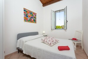 Standard House, Multiple Bedrooms, 2 Bathrooms, Mountainside (Villa Milizie) | 3 bedrooms, free WiFi, bed sheets - Villa Milizie (Scicli)