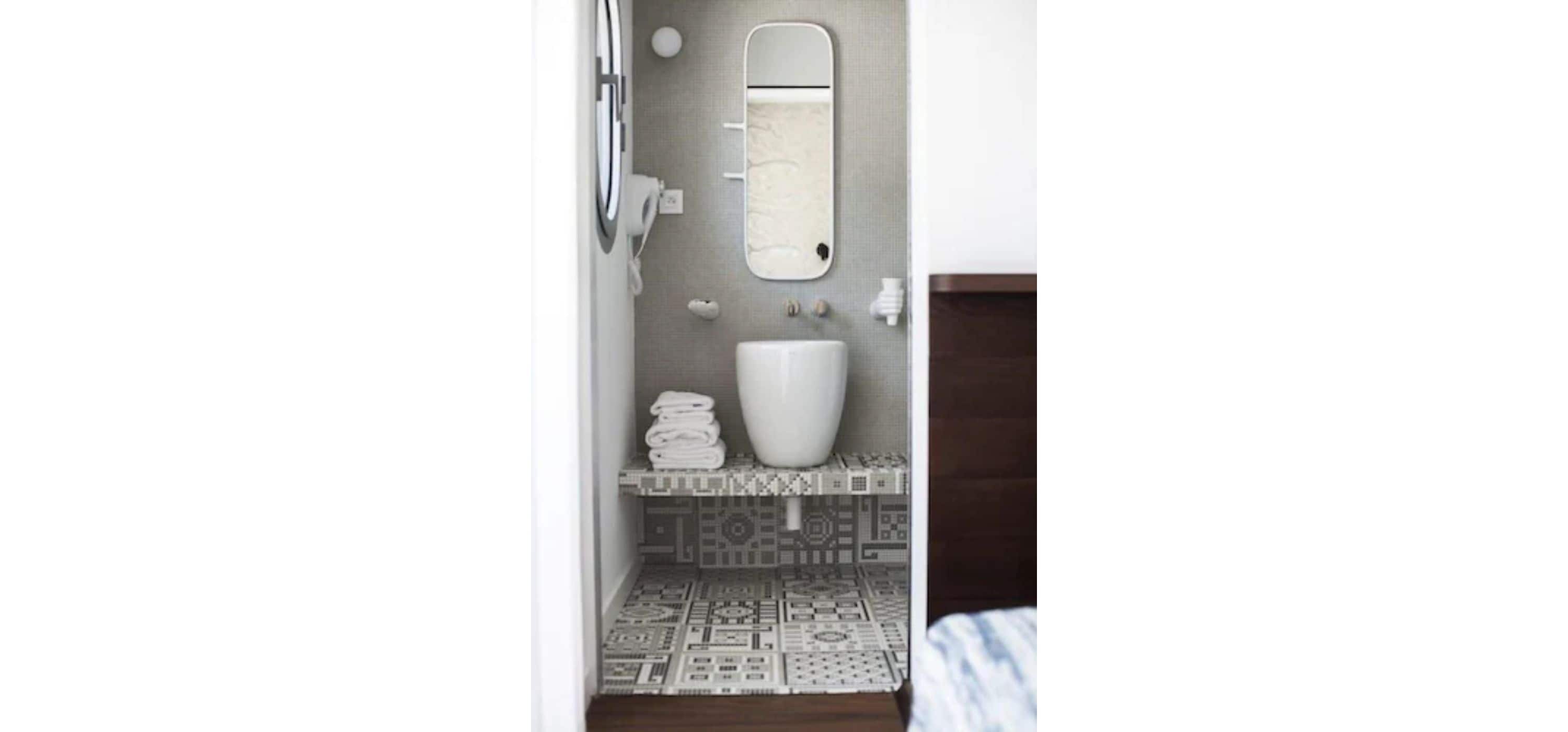 double room, balcony, sea view | bathroom | shower, hydromassage showerhead, designer toiletries, hair dryer