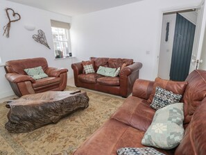 Cottage | Living area | DVD player