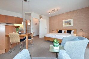 1 chambre, fer et planche à repasser, Wi-Fi gratuit, draps fournis
