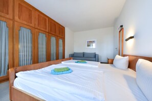 2 Schlafzimmer, Bügeleisen/Bügelbrett, Reisekinderbett, kostenloses WLAN