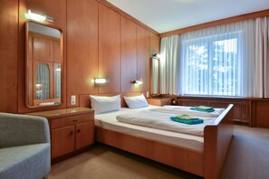 1 chambre, fer et planche à repasser, lit parapluie, Wi-Fi gratuit