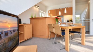 Unclassified image, 4 of 15, button - House Ardenne 07 - perfect beach location with balcony and Baltic Sea view (Heringsdorf (Seebad))