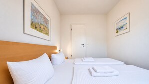 Unclassified image, 3 of 15, button - House Ardenne 07 - perfect beach location with balcony and Baltic Sea view (Heringsdorf (Seebad))