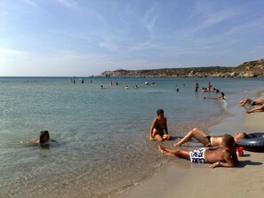 Beach - Two-room apartment 6 seats with furnished veranda and parking space (Rena Majore)