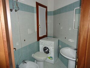 Douche, bidet