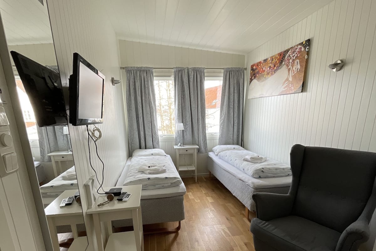 Individually decorated, individually furnished, soundproofing, free WiFi