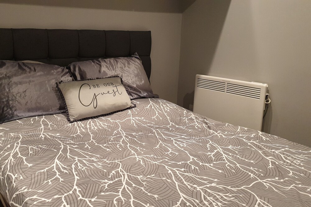Stunning 1-bed Apartment in Bracknell