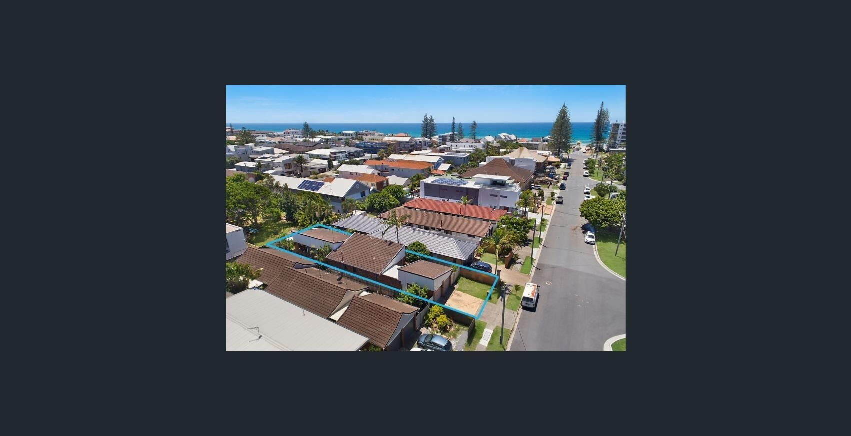 Seashell Villa By Mermaid Beach/ Nobbys Beach — image 11