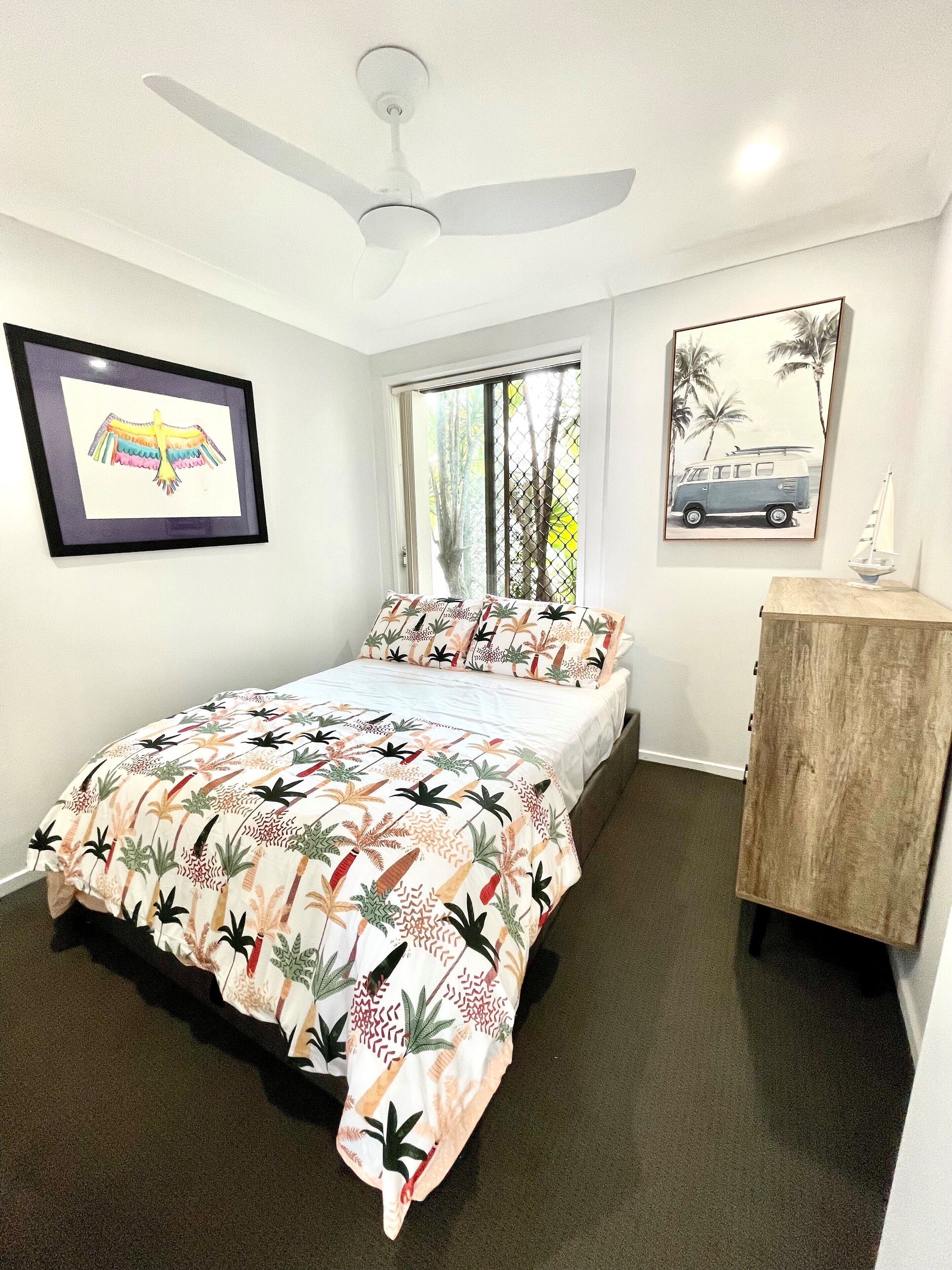 Seashell Villa By Mermaid Beach/ Nobbys Beach — image 8