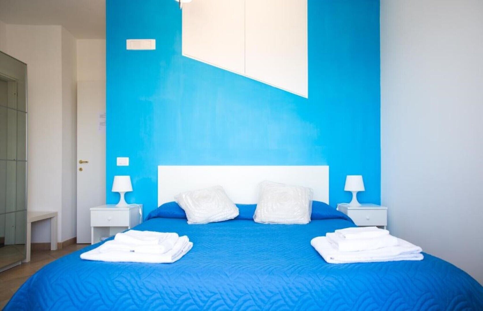 2 bedrooms, iron/ironing board, travel cot, free WiFi