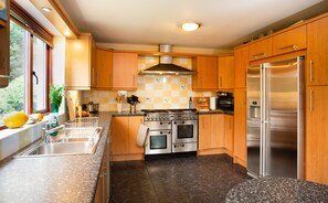 Beechwood Lodge - Self Catering | Private kitchen
