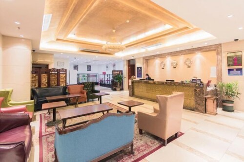 Beijing Ruya Business Hotel (Wangjing Subway Station)
