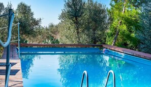 季節限定屋外プール