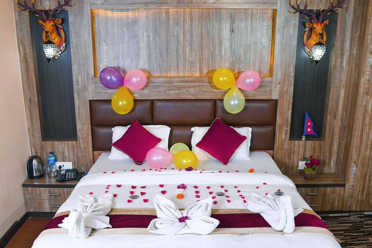 Luxury Room | Bed sheets