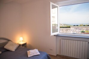 1 Schlafzimmer, Bügeleisen/Bügelbrett, Reisekinderbett, kostenloses WLAN