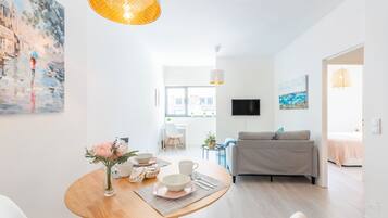House, 2 Bedrooms, Terrace | Living area | 50-cm flat-screen TV with cable channels, TV