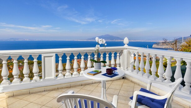 Property grounds - Villa Luisa Play & Pool (Sorrento)