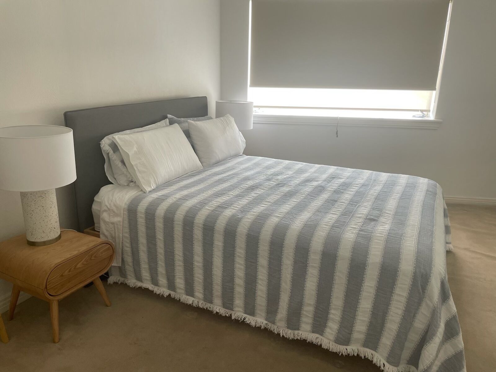 3 bedroom art deco apartment in Albert Park metres 2 mins from Albert Park shops — image 6