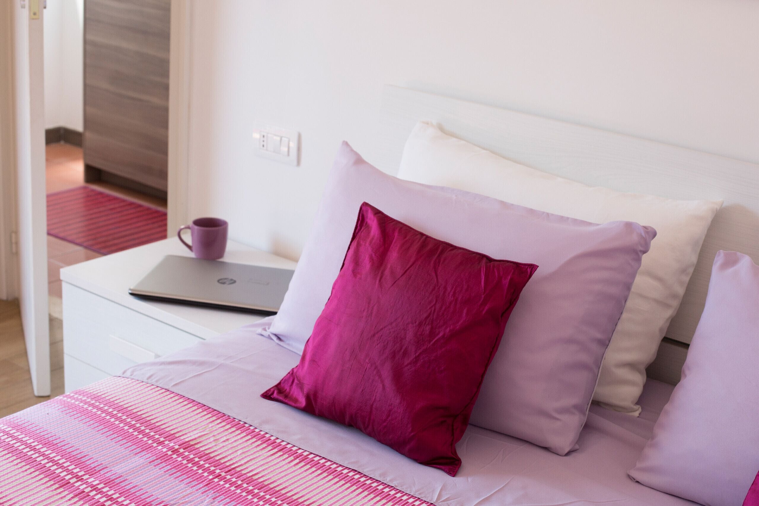 1 chambre, fer et planche à repasser, Wi-Fi gratuit, draps fournis