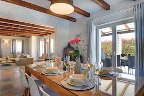 Dining - Villa Rahela with heated pool (Istria - Svetvinčenat) (Svetvinčenat)