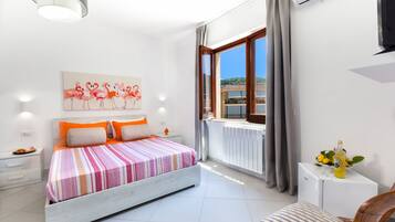 1 Schlafzimmer, BĂŒgeleisen/BĂŒgelbrett, kostenloses WLAN, BettwĂ€sche