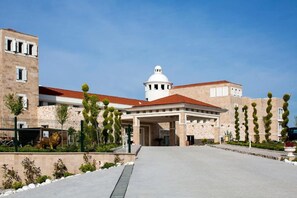 Mặt tiền nơi lưu trú