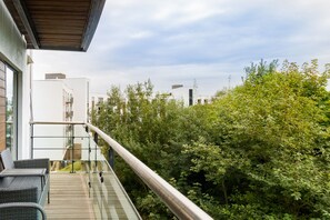 Property grounds - 2 Bedroom Non Sea View Apartment (Scarborough)