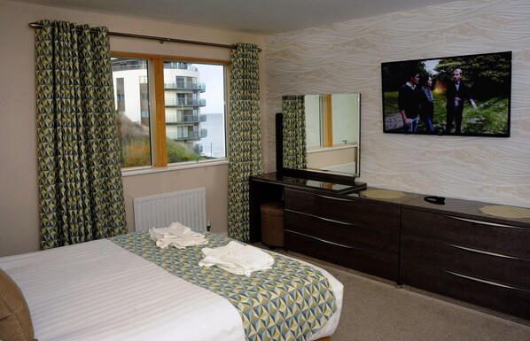 3 bedrooms
