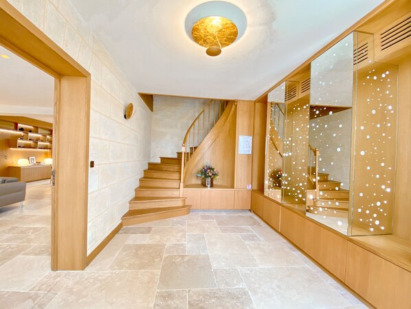 Entrada al alojamiento