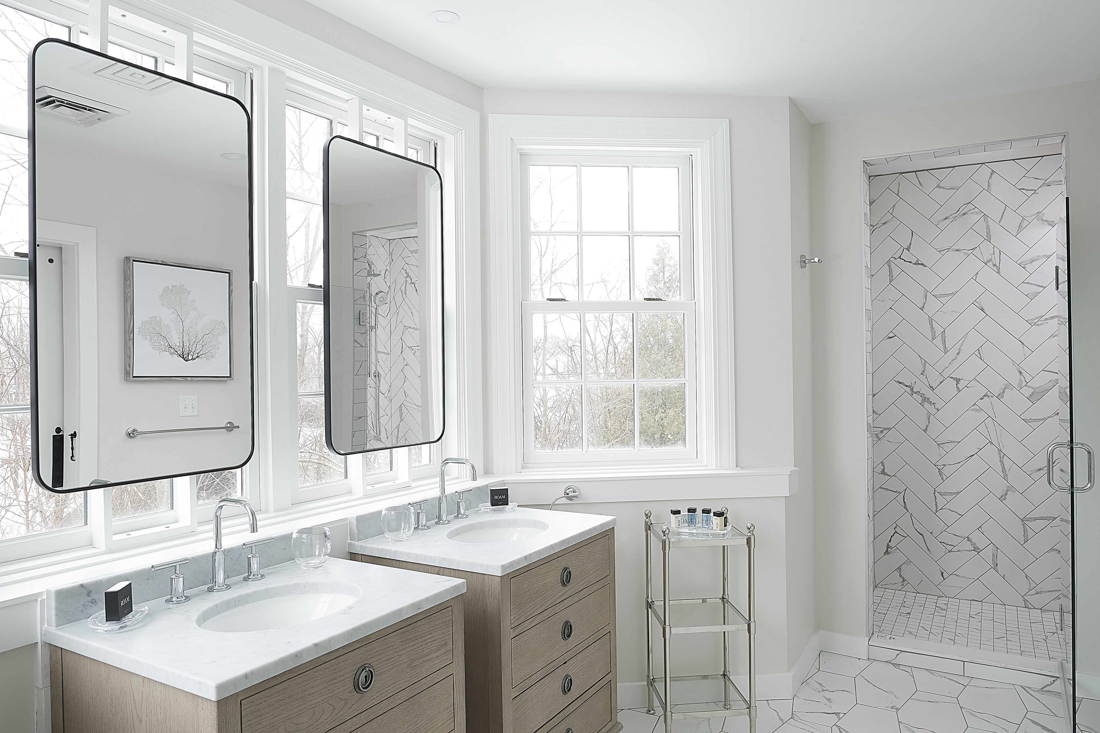 luxury suite, 1 king bed with sofa bed | bathroom | shower, hair dryer, bathrobes, towels