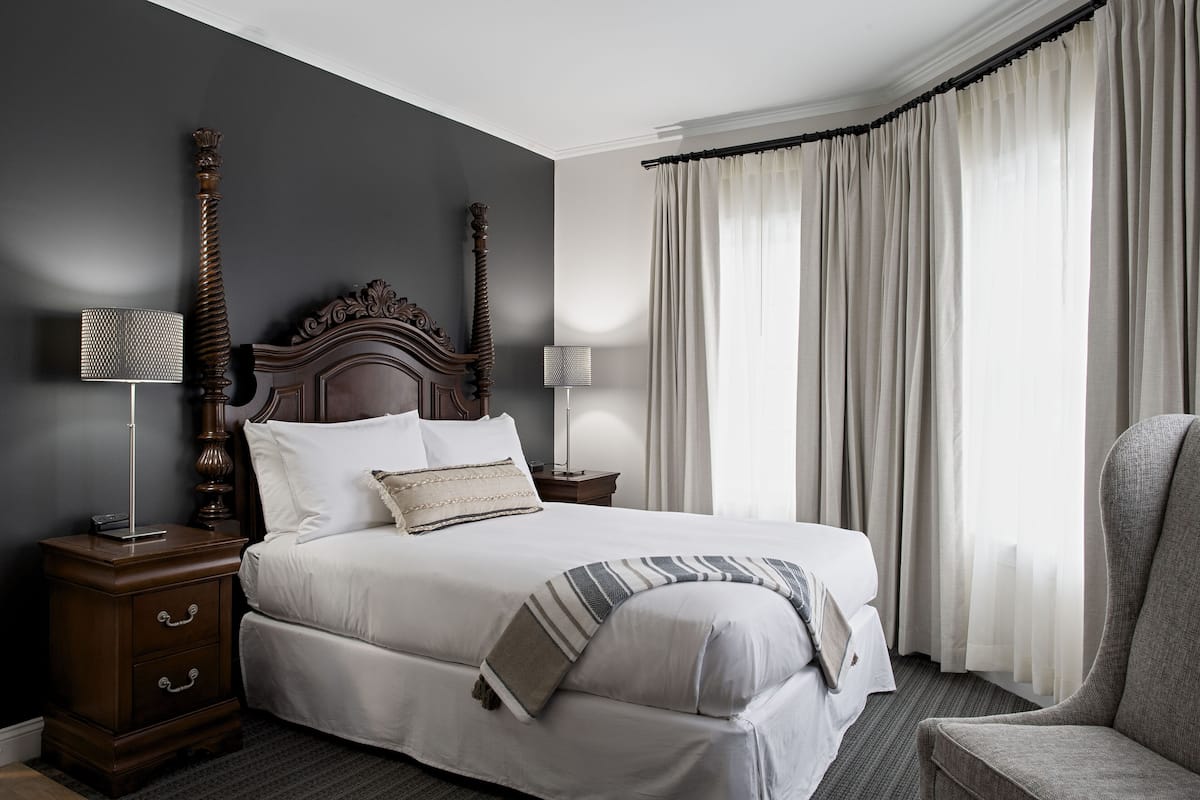 Habitación individual Deluxe, 1 cama Queen size | 1 habitación, ropa de cama de alta calidad y edredón