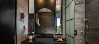 Hotel Botanica- Limited Edition By Fattal