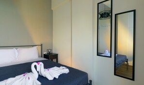 2 bedrooms, in-room safe, iron/ironing board, travel cot