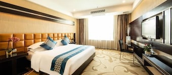 Park Lane Yiju Hotel (Jiangmen Taishan Pedestrian Street Pinghu Road)