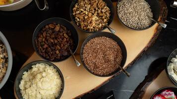 Daily buffet breakfast (EUR 16.9 per person)