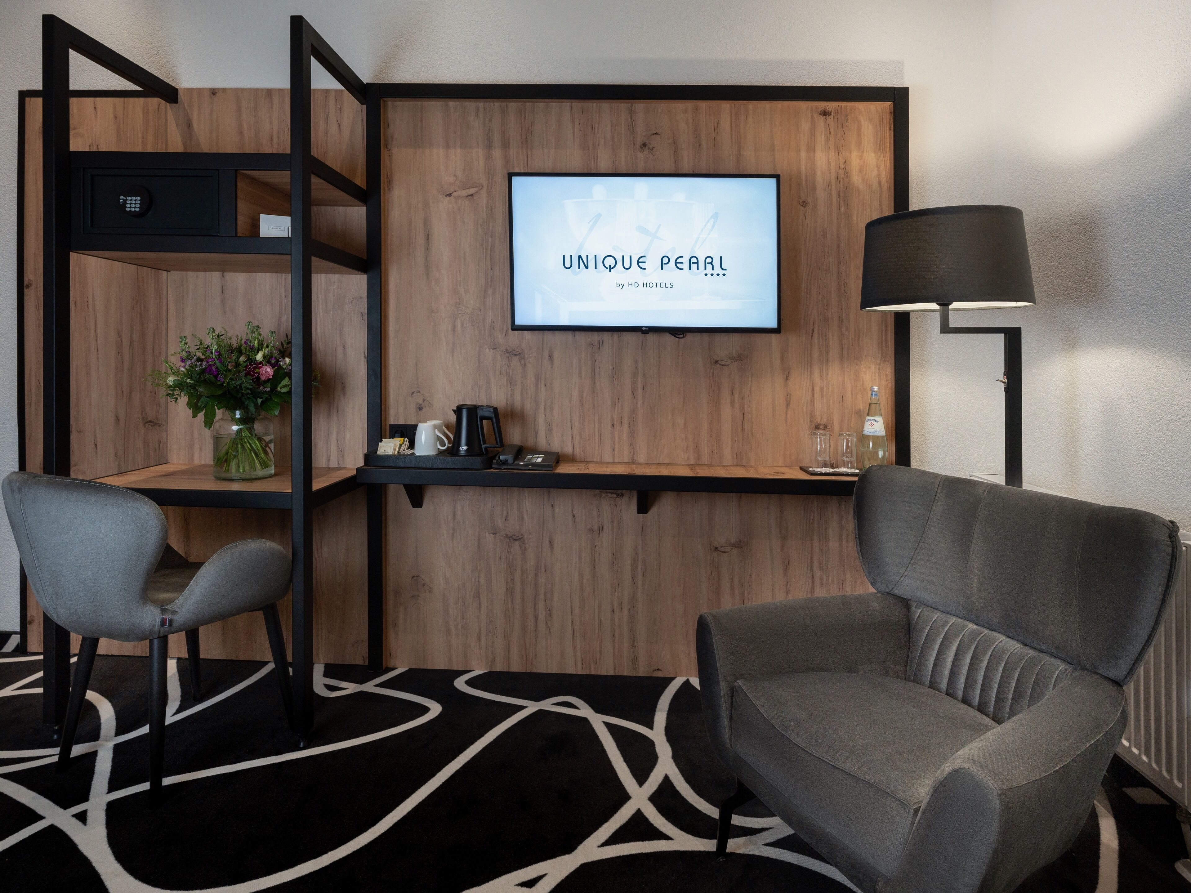 1 bedroom, hypo-allergenic bedding, down duvets, in-room safe