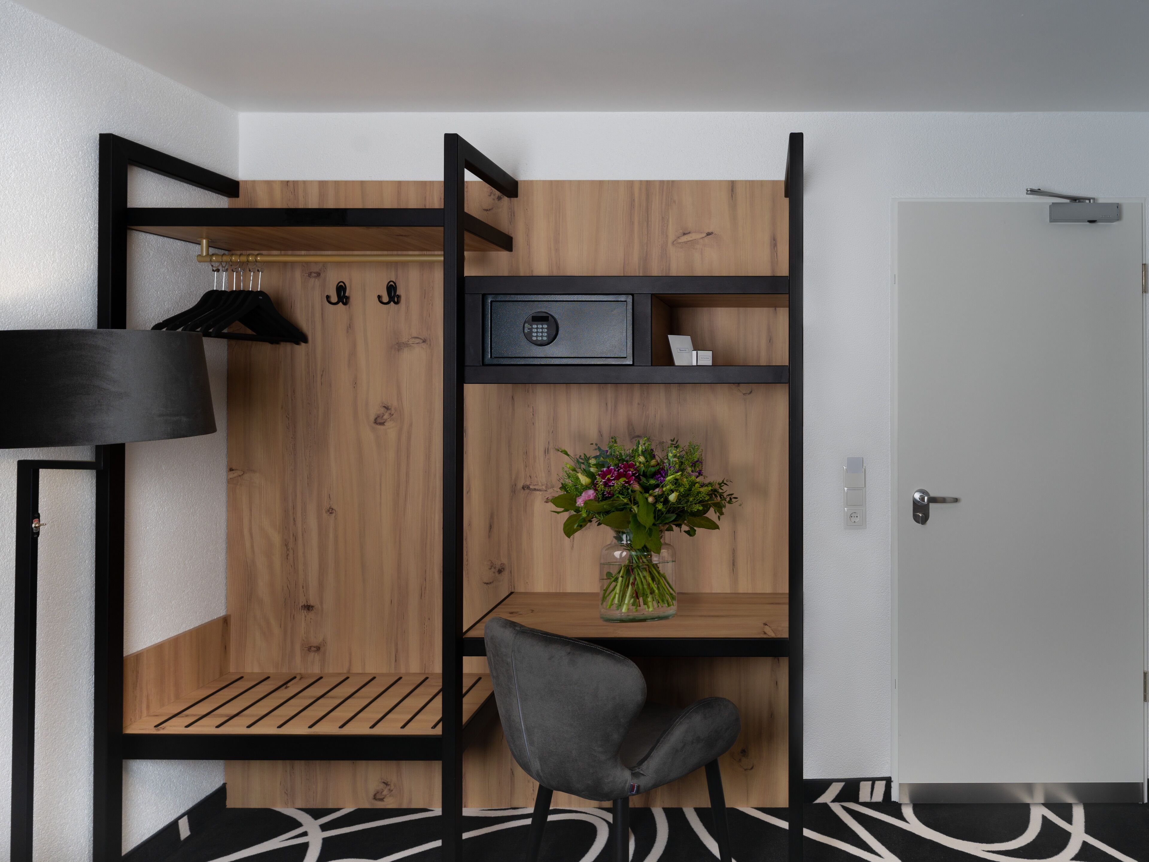 1 bedroom, hypo-allergenic bedding, down duvets, in-room safe