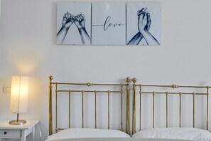 1 bedroom, iron/ironing board, free WiFi, bed sheets