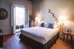 Luxury Suite | Frette Italian sheets, premium bedding, down comforters - Palazzo Feroci (Pisa)