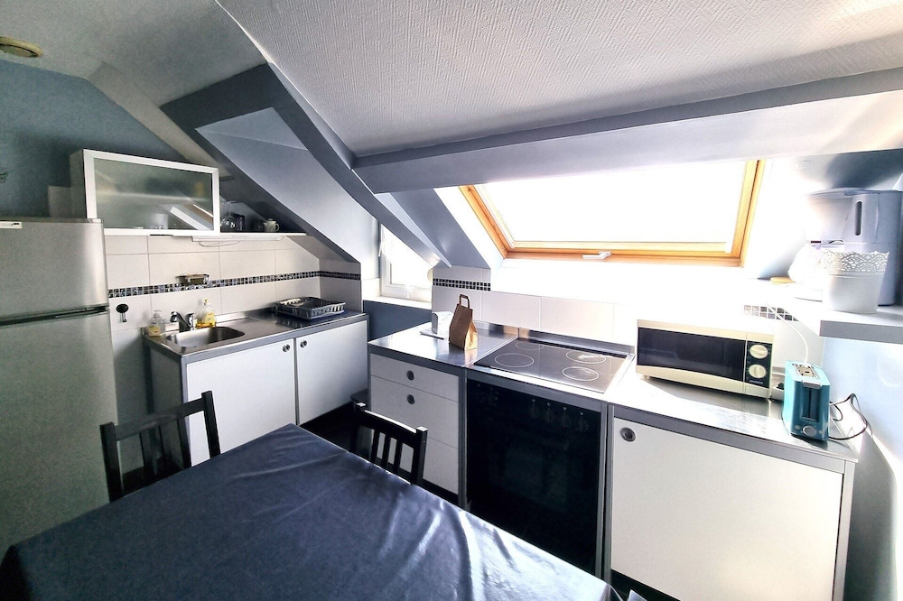 Peaceful Apt At 2 Steps From The Beach