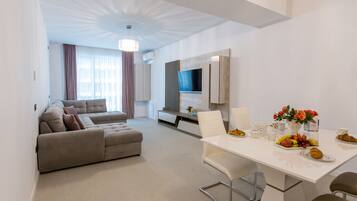 Apartamento Deluxe | 1 dormitorio, cortinas opacas, tabla de planchar con plancha