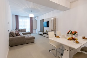 Deluxe-Apartment | 1 Schlafzimmer, Verdunkelungsvorhänge, Bügeleisen/Bügelbrett