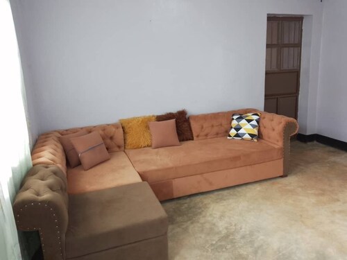 Spontanious 1 bed room apartment