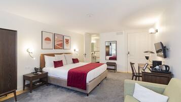 Deluxe Room with Garden View | Peralatan tempat tidur premium, peti besi dalam bilik, Wi-fi percuma