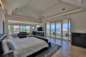 5 soverom, strykejern/-brett, wi-fi og sengetøy